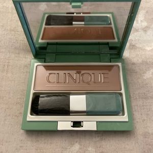 Clinique blush compact